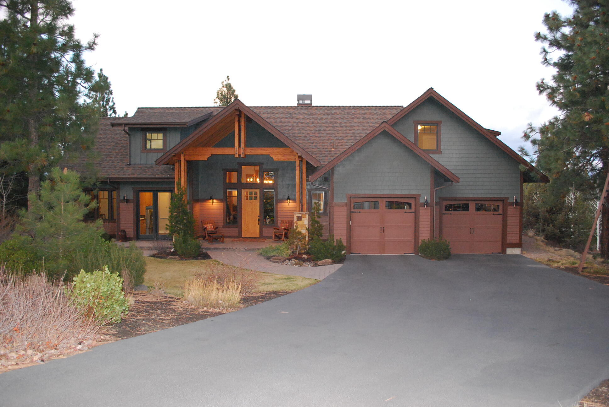 Three Pines - Residential