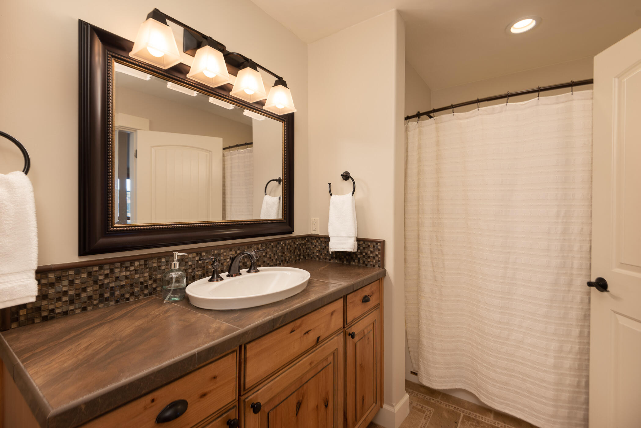 Three Pines - Residential