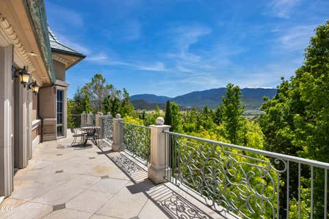 Tiny photo for 200 Belle Fiore Lane, Ashland, OR 97520 (MLS # 220223434)