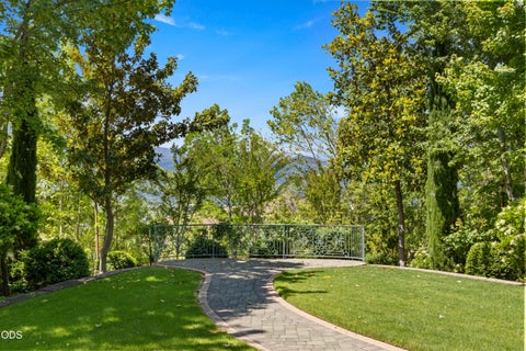Tiny photo for 200 Belle Fiore Lane, Ashland, OR 97520 (MLS # 220223434)