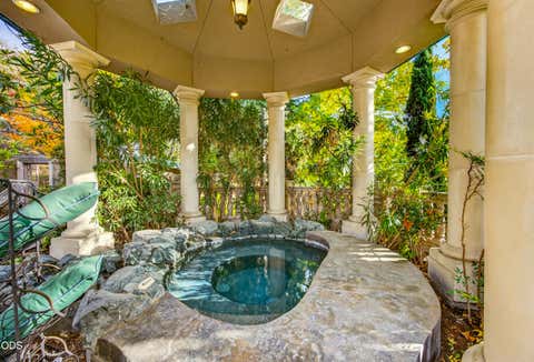 Tiny photo for 200 Belle Fiore Lane, Ashland, OR 97520 (MLS # 220223434)