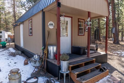 Tiny photo for 52739 Ammon Road, La Pine, OR 97739 (MLS # 220214317)