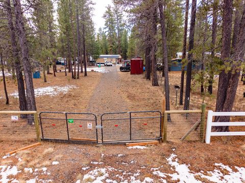 Tiny photo for 52739 Ammon Road, La Pine, OR 97739 (MLS # 220214317)