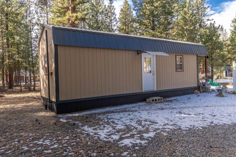 Tiny photo for 52739 Ammon Road, La Pine, OR 97739 (MLS # 220214317)