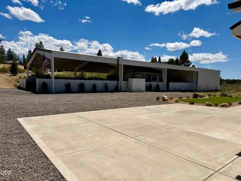 Tiny photo for 16768 Sandy Court, La Pine, OR 97739 (MLS # 220217032)