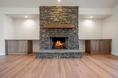 Tiny photo for 16768 Sandy Court, La Pine, OR 97739 (MLS # 220217032)