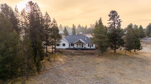 Tiny photo for 16768 Sandy Court, La Pine, OR 97739 (MLS # 220217032)