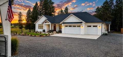 Photo of 16768 Sandy Court, La Pine, OR 97739 (MLS # 220217032)