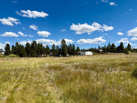 Tiny photo for 16768 Sandy Court, La Pine, OR 97739 (MLS # 220217032)