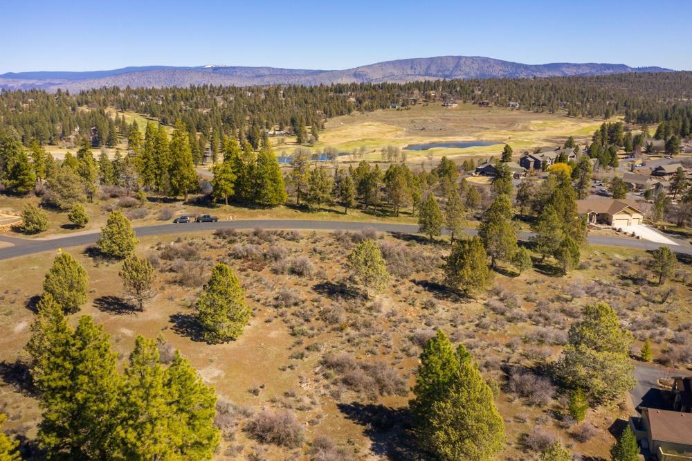 Running YResort - Land