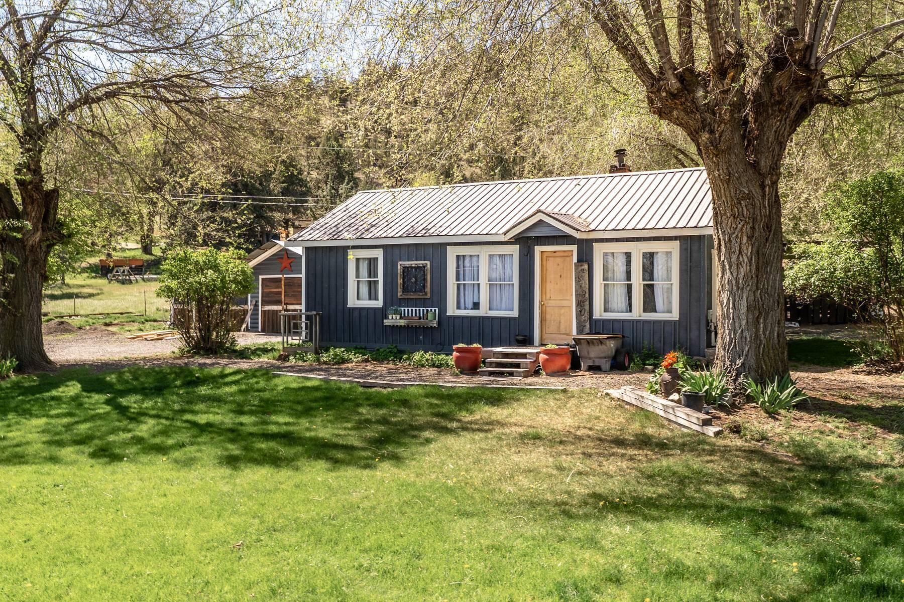 2066 NW Oneil Highway