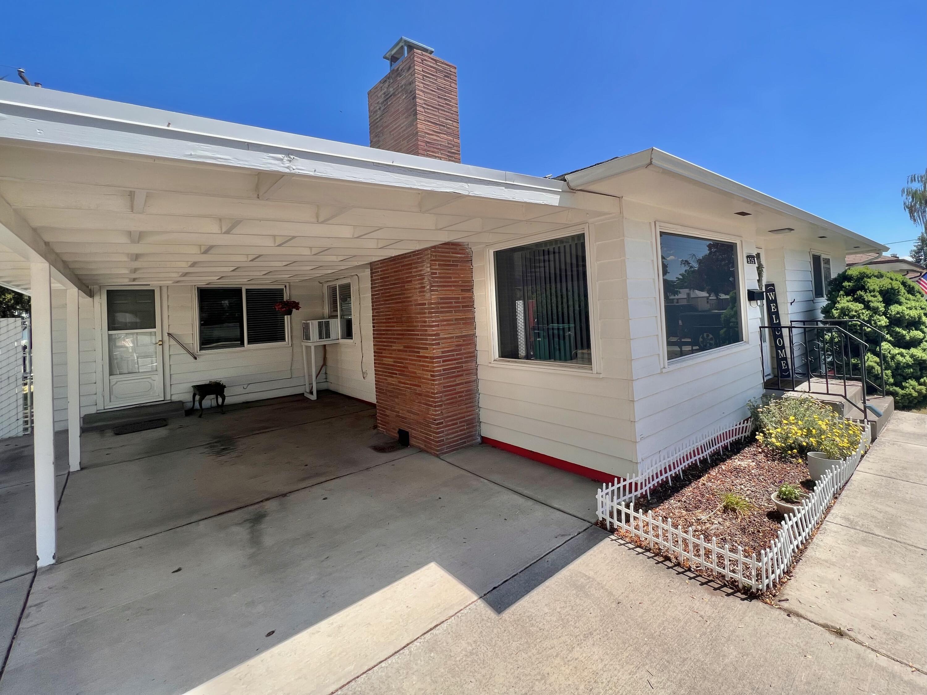 Old Orchard Manor - Residential