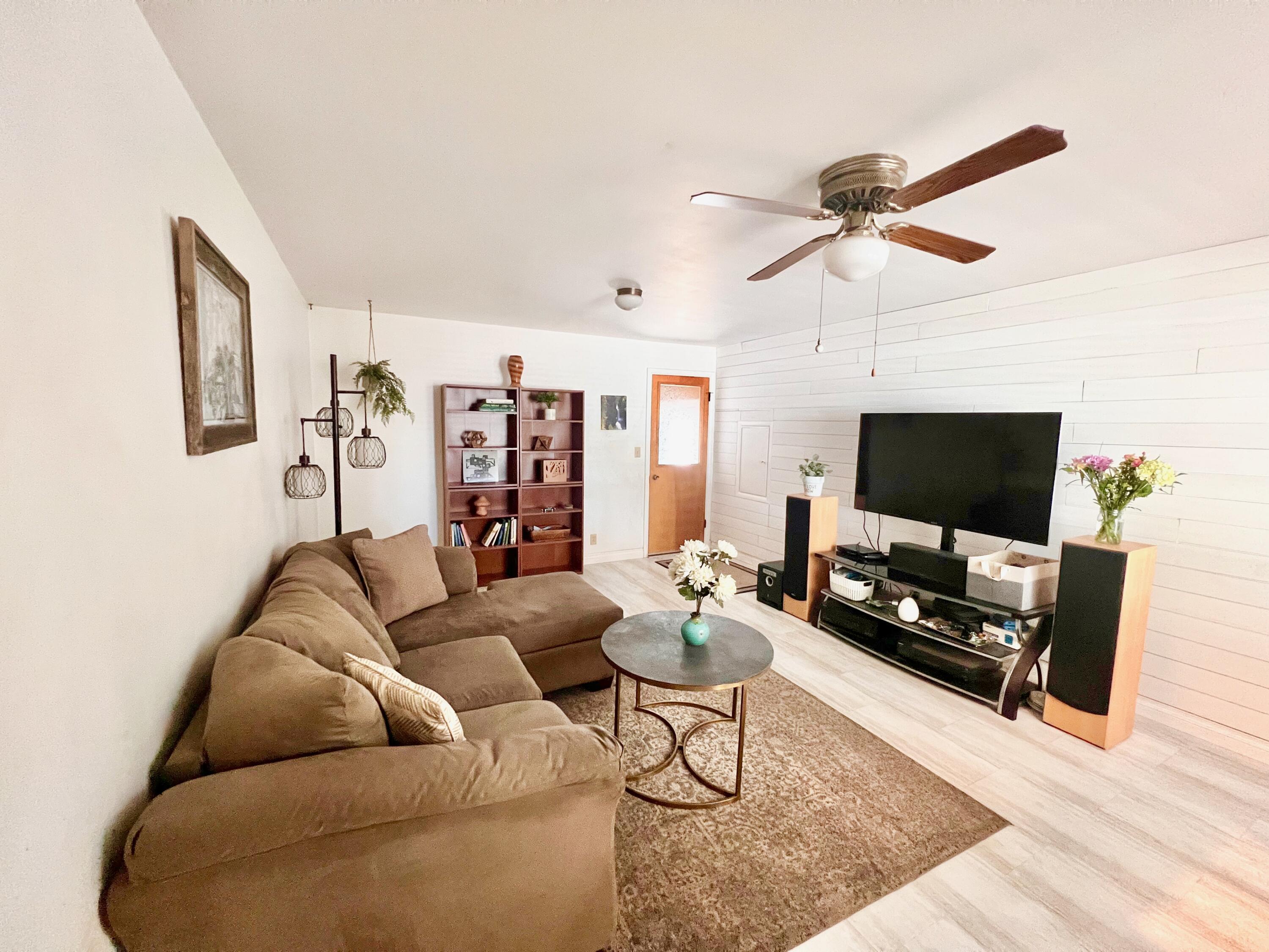 Old Orchard Manor - Residential