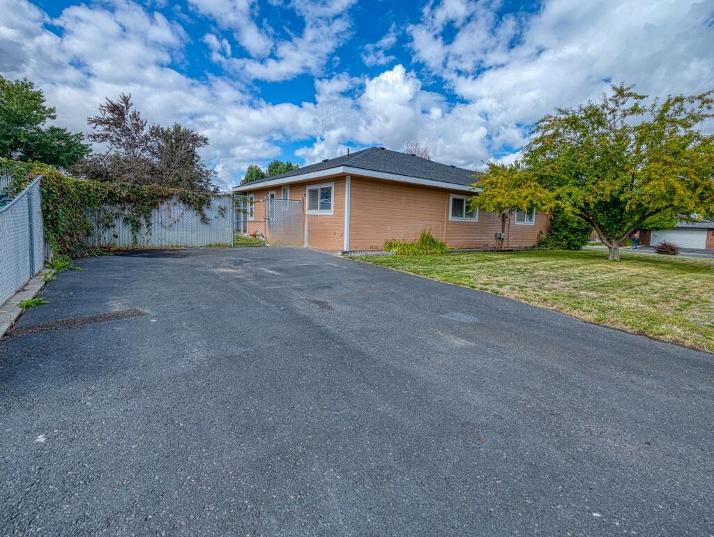 Sunset Village - Residential