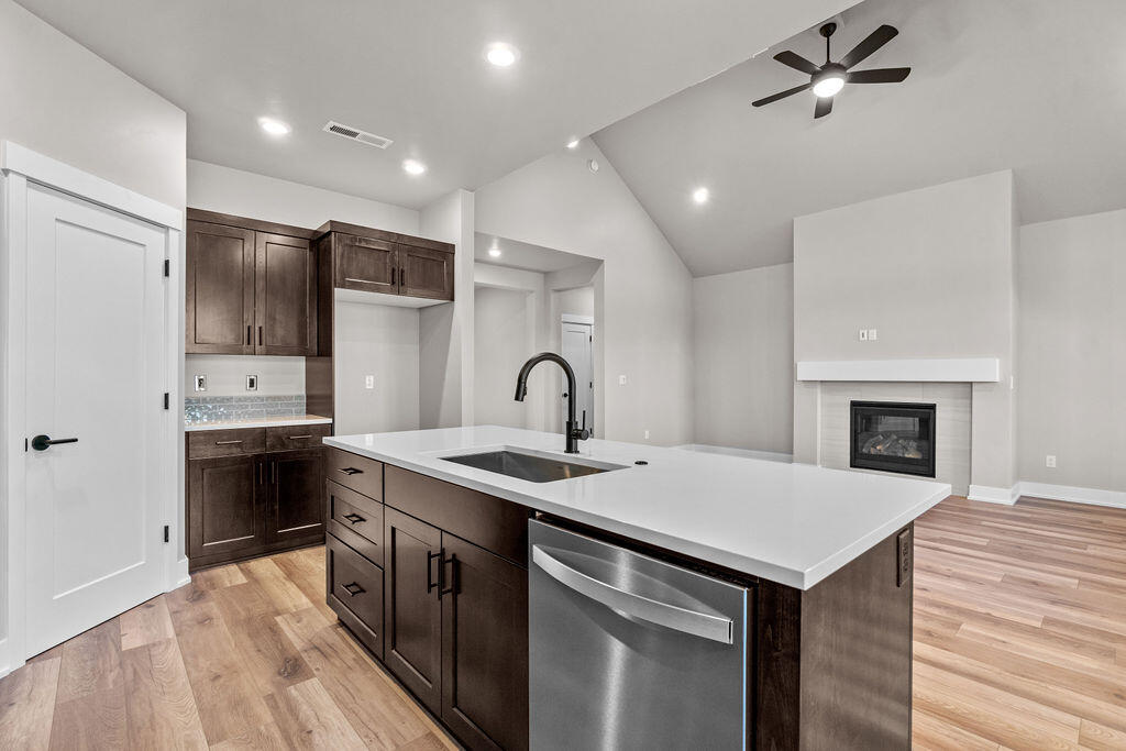 Crescent Creek - Residential