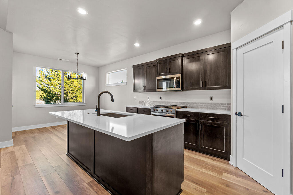 Crescent Creek - Residential