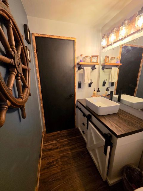 Tiny photo for 14759 Longleaf Pine, La Pine, OR 97739 (MLS # 220218740)