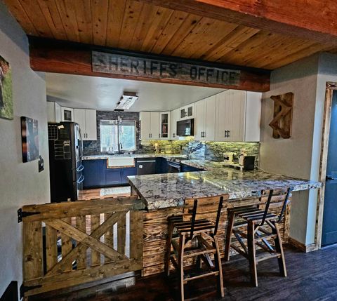 Tiny photo for 14759 Longleaf Pine, La Pine, OR 97739 (MLS # 220218740)