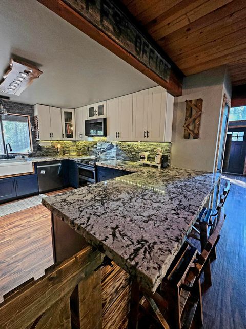 Tiny photo for 14759 Longleaf Pine, La Pine, OR 97739 (MLS # 220218740)