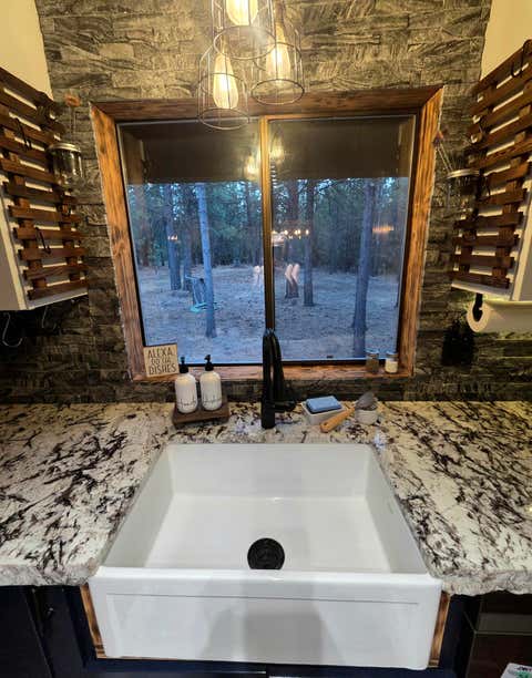 Tiny photo for 14759 Longleaf Pine, La Pine, OR 97739 (MLS # 220218740)