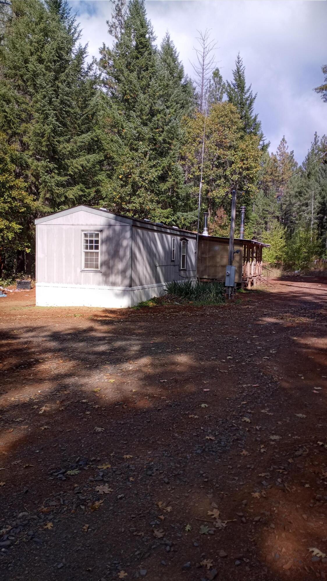 Cedarcrest Est - Residential