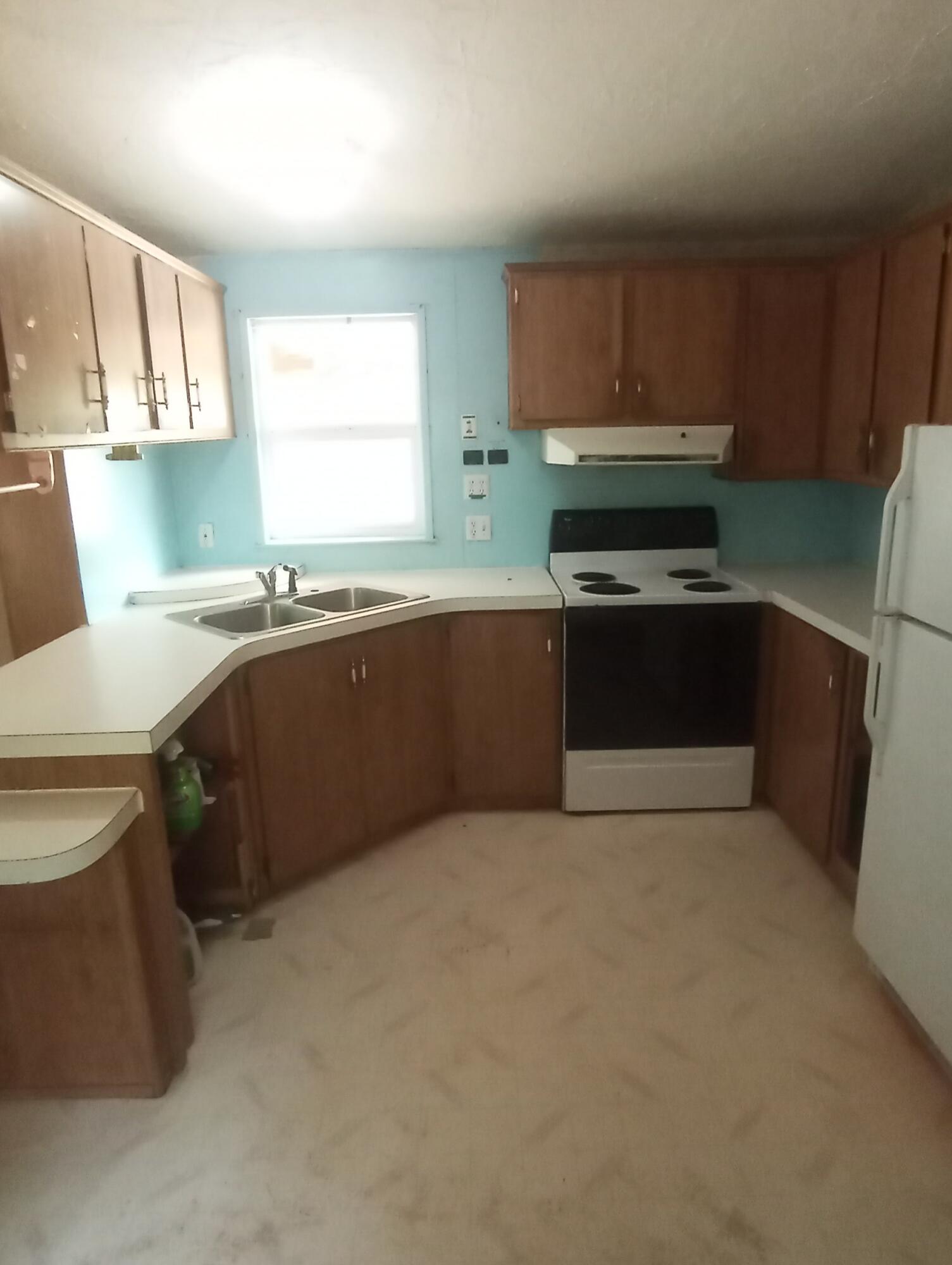 Cedarcrest Est - Residential