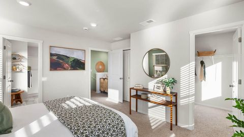 Tiny photo for 62612 NE Lawler Place, Bend, OR 97701 (MLS # 220212583)