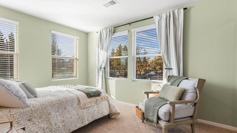 Tiny photo for 62612 NE Lawler Place, Bend, OR 97701 (MLS # 220212583)