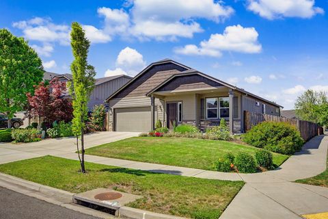 1487 Flower Street Medford OR 97504