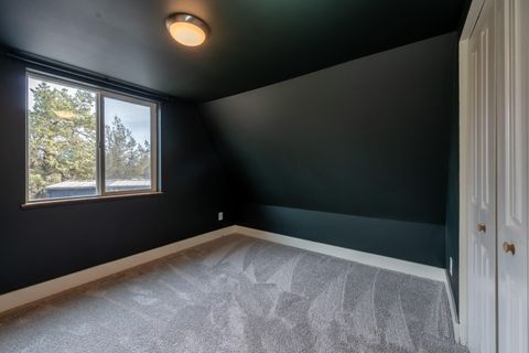 Tiny photo for 5325 NW Jackpine Avenue, Redmond, OR 97756 (MLS # 220211647)