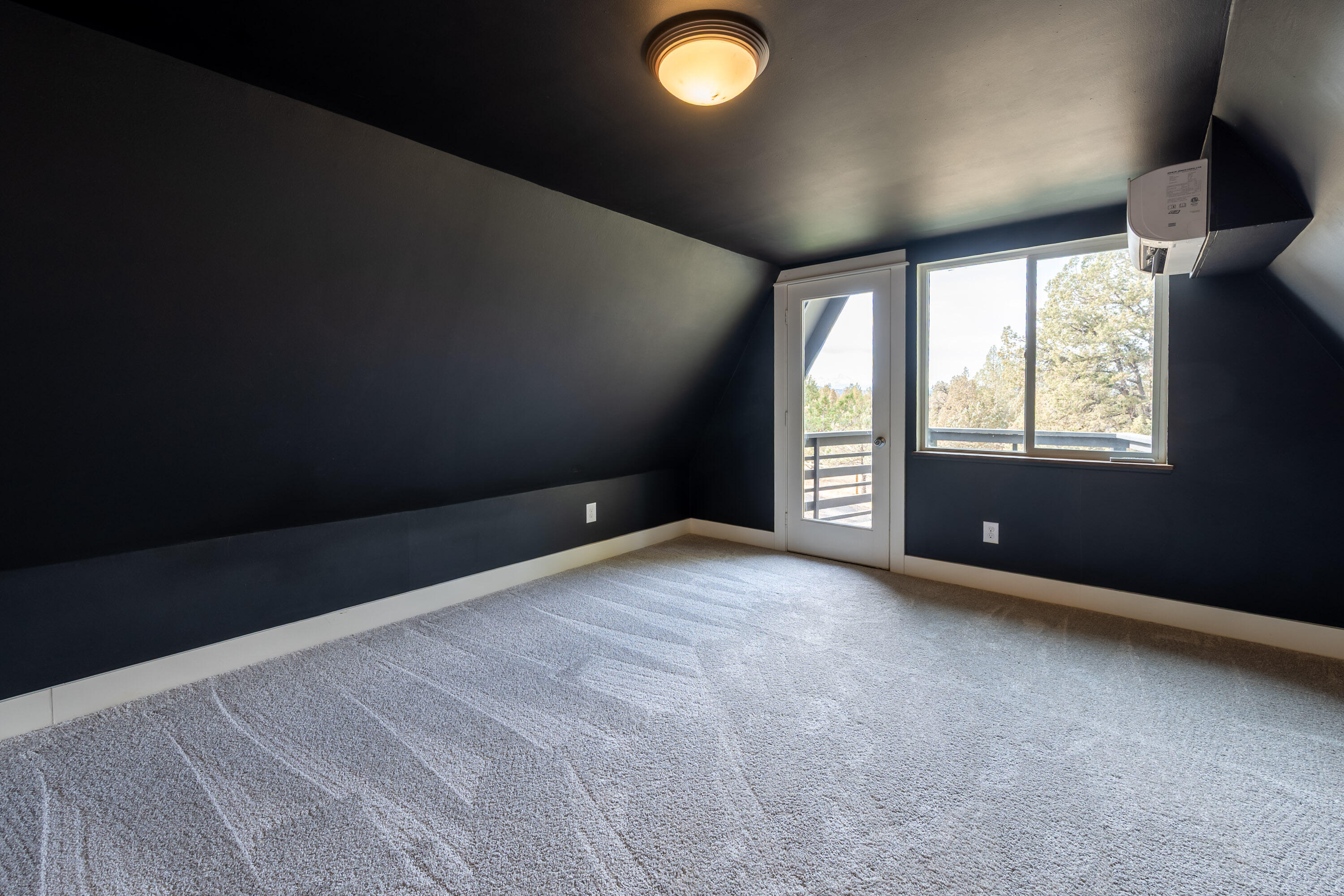 Howells Hilltop - Residential