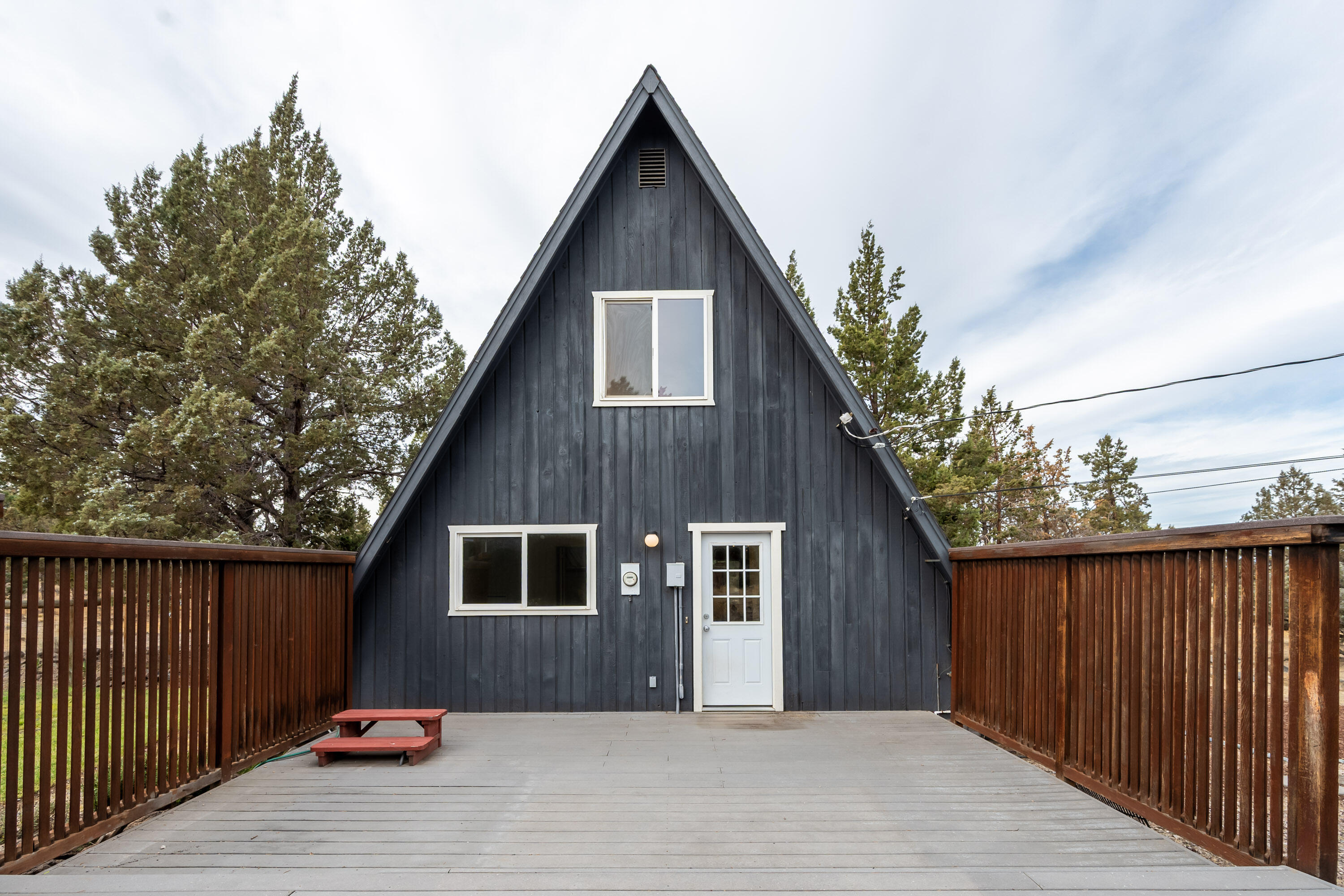 5325 NW Jackpine Avenue