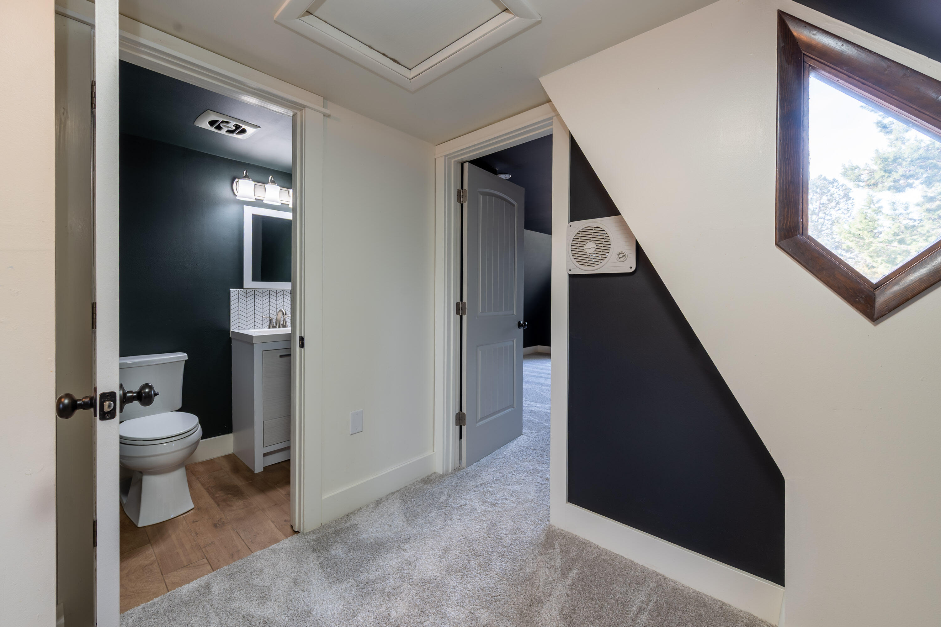 Howells Hilltop - Residential