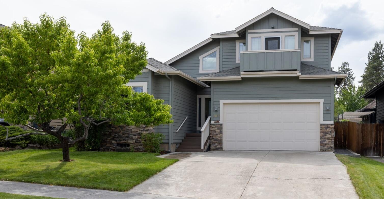 1217 SW Tanner Court