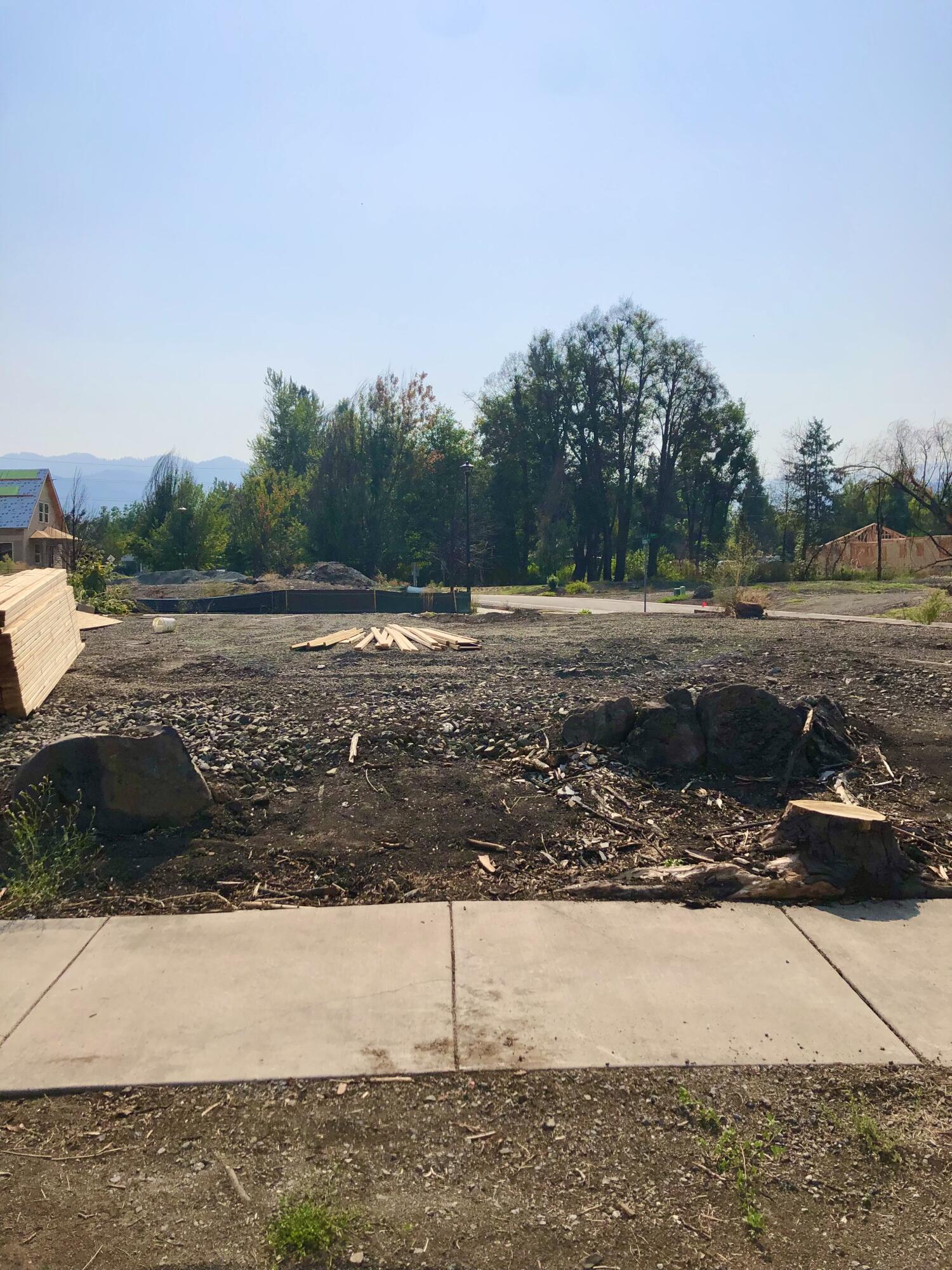 Old Bridge Village - Land