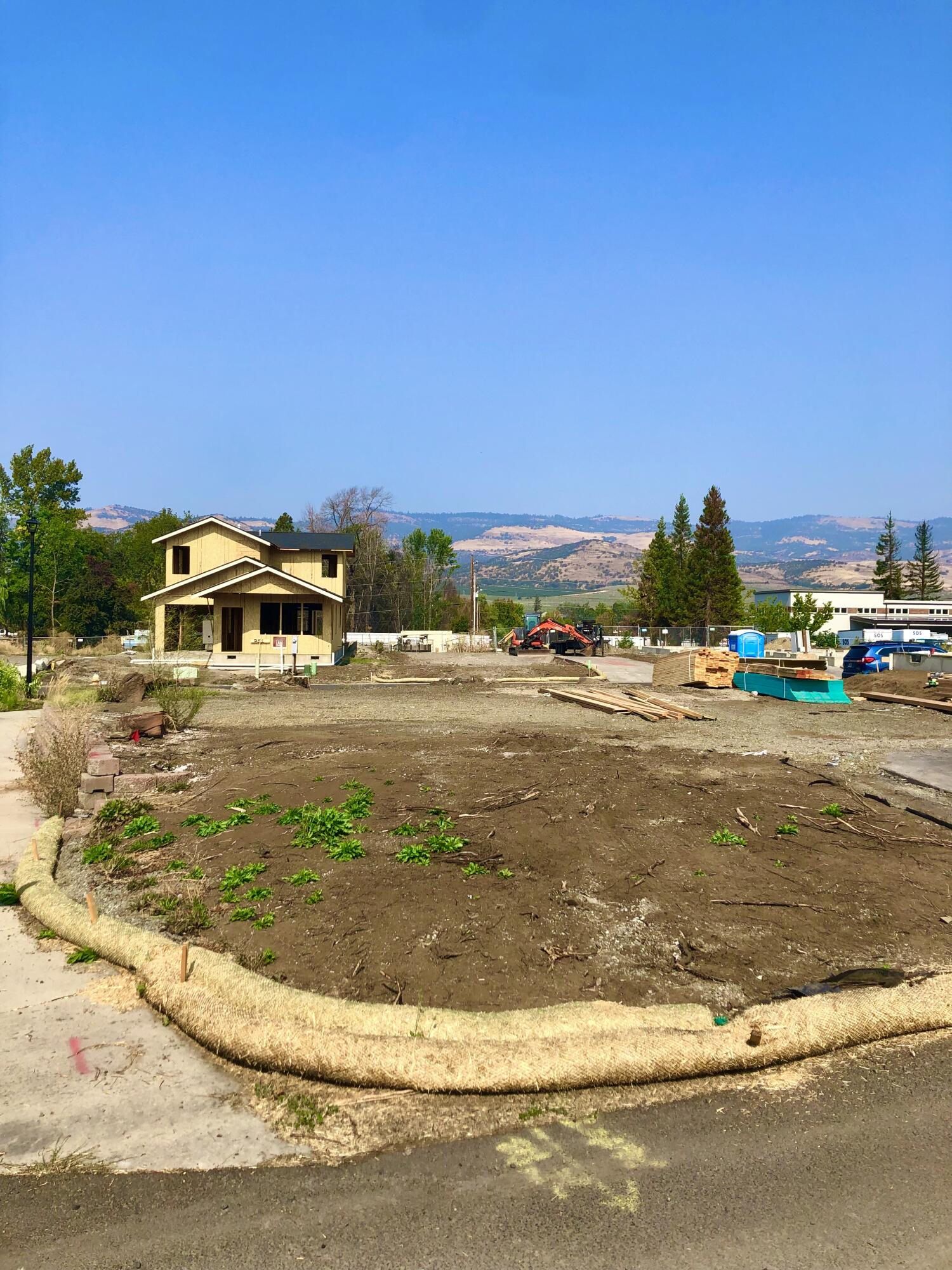 Old Bridge Village - Land