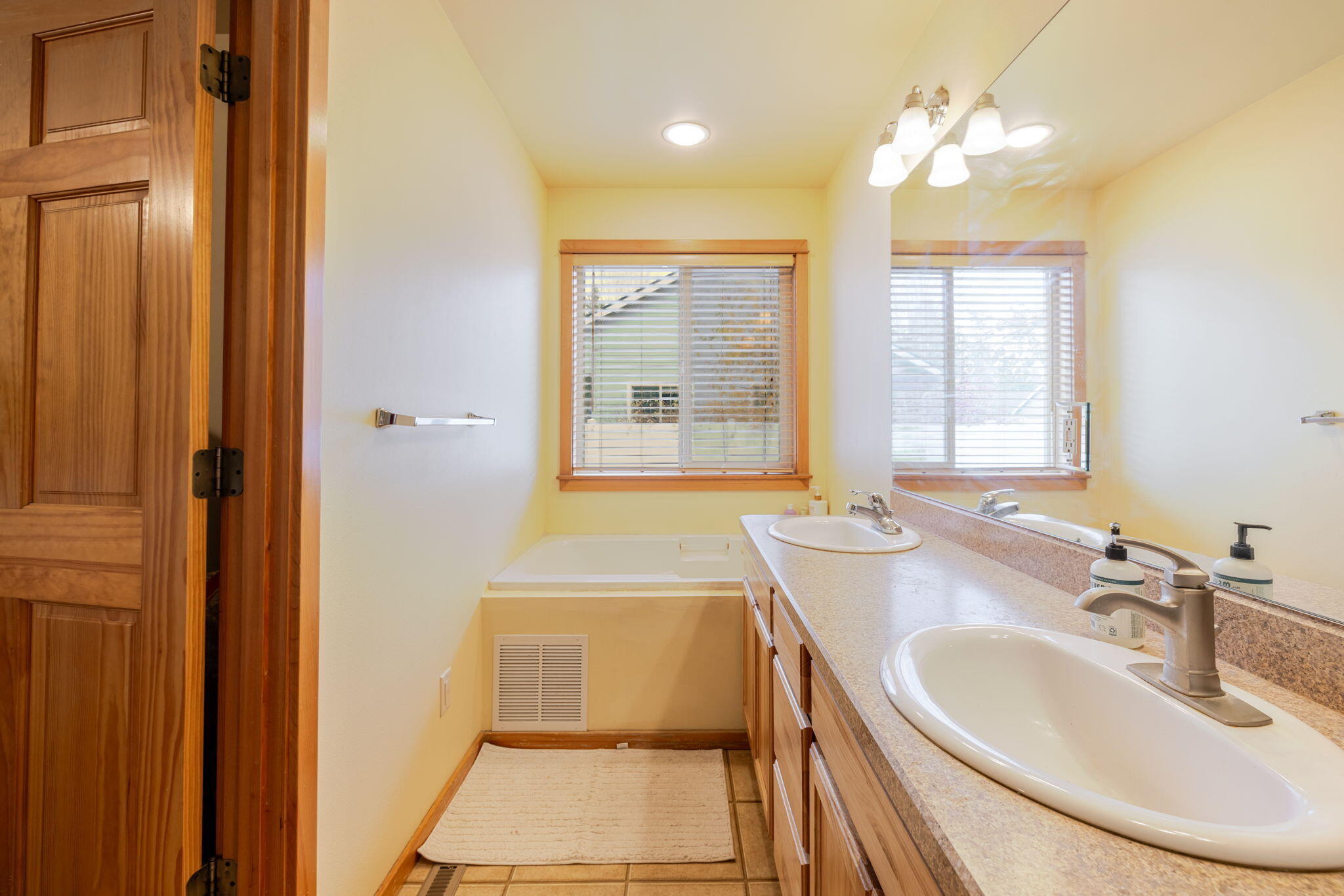 R&W Estates - Residential