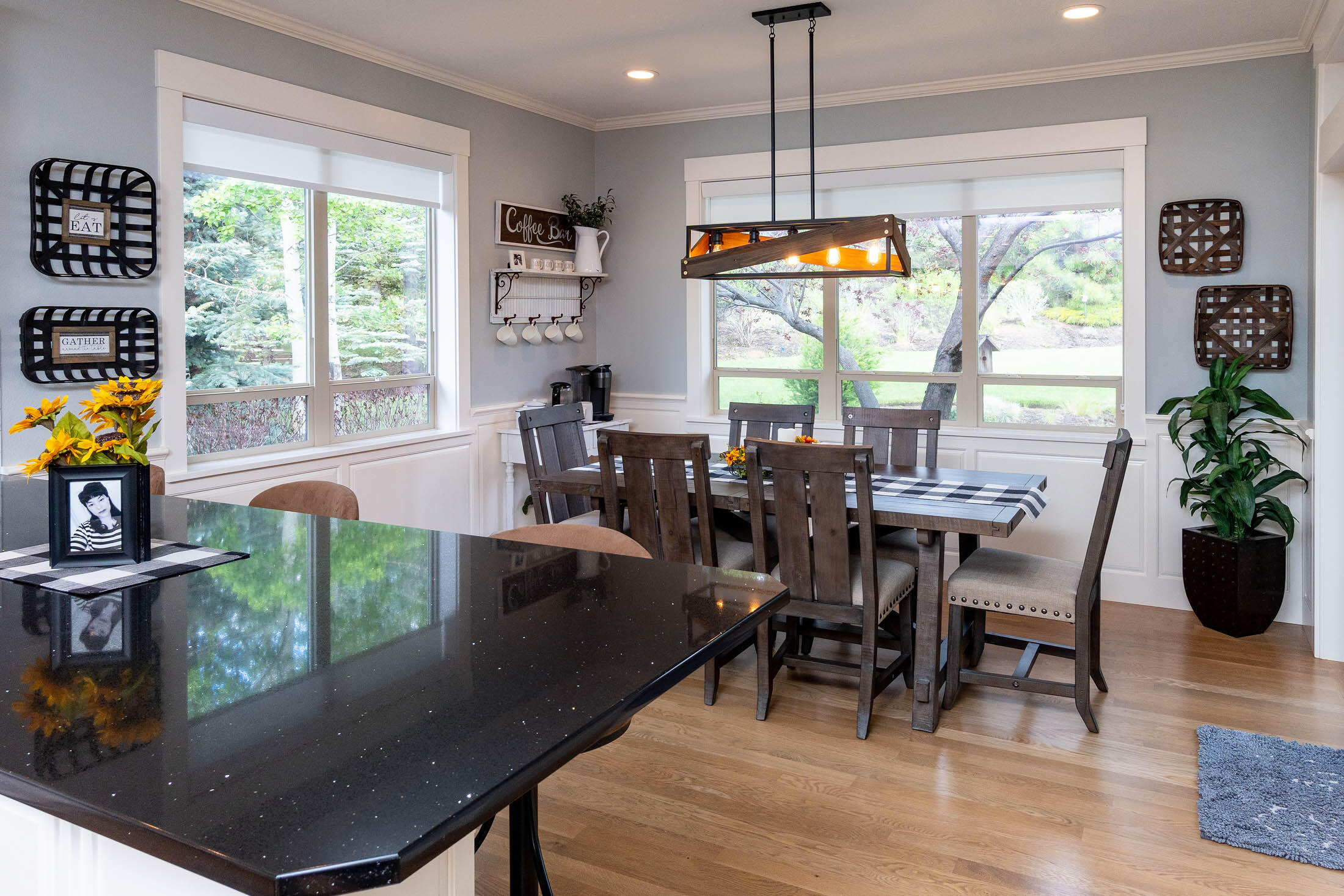 Broken Top - Residential