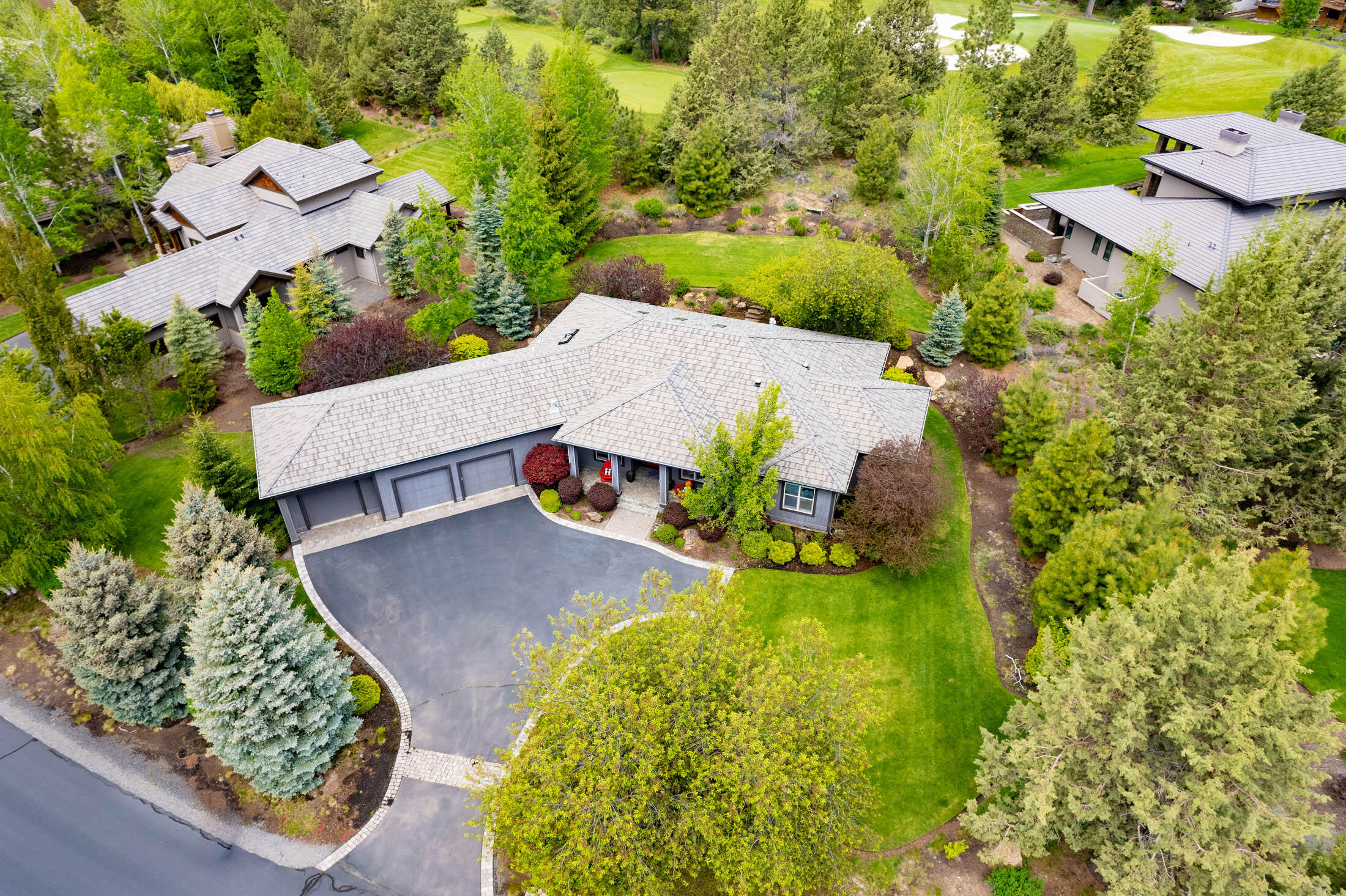 Broken Top - Residential