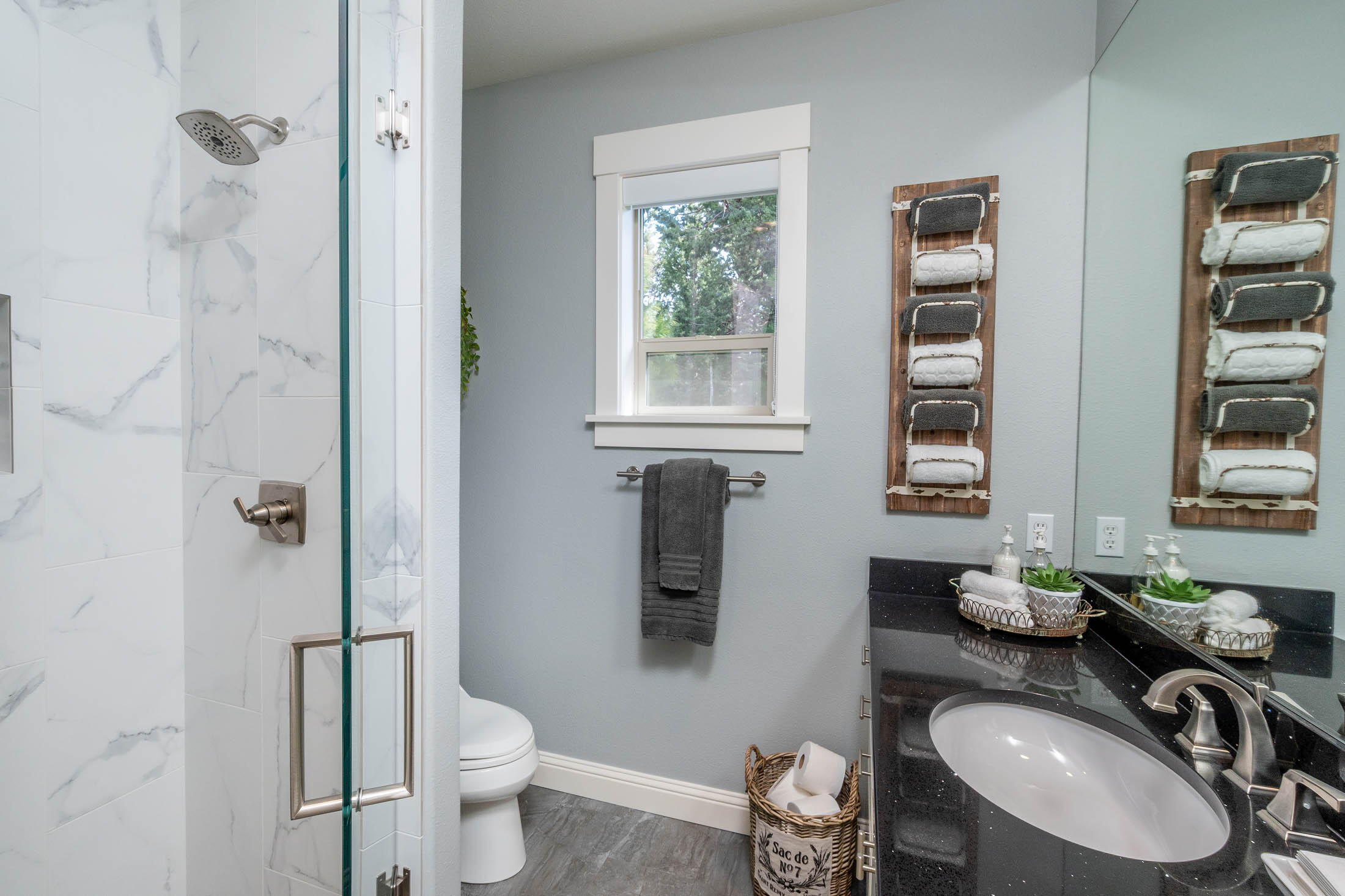 Broken Top - Residential