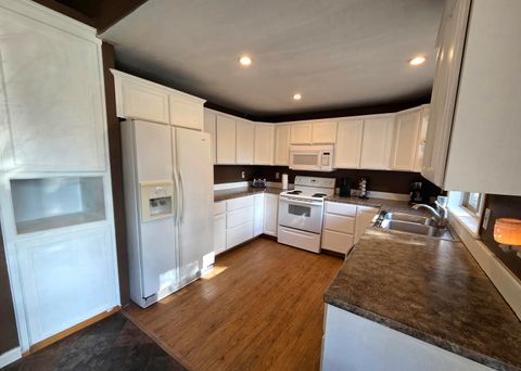 Tiny photo for 53156 Day Road, La Pine, OR 97739 (MLS # 220218737)