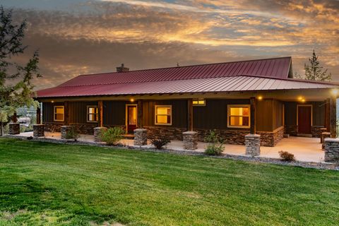 Tiny photo for 2300 S Main Street, Prineville, OR 97754 (MLS # 220219491)