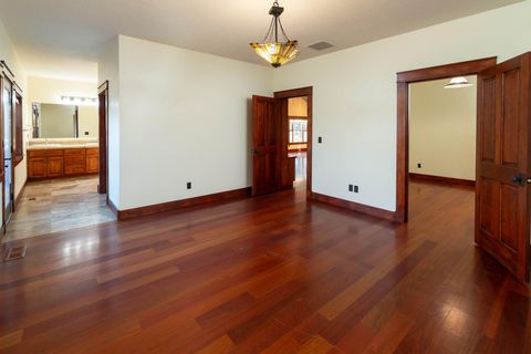 Tiny photo for 2300 S Main Street, Prineville, OR 97754 (MLS # 220219491)