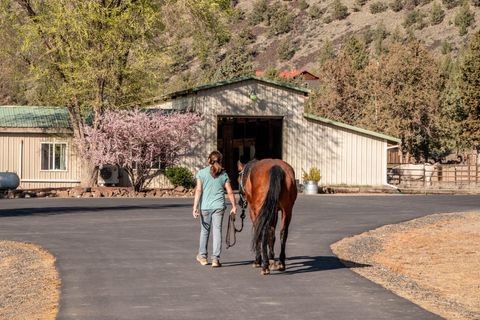 Tiny photo for 2300 S Main Street, Prineville, OR 97754 (MLS # 220219491)