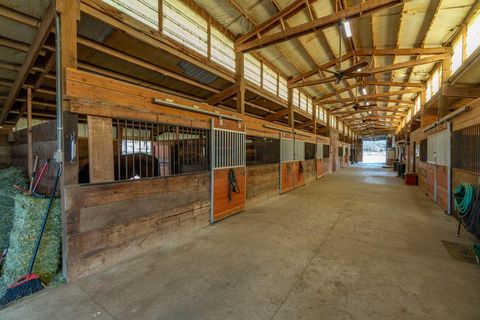 Tiny photo for 2300 S Main Street, Prineville, OR 97754 (MLS # 220219491)