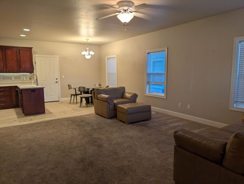 Tiny photo for 606 Blue Moon Drive, Central Point, OR 97502 (MLS # 220213266)