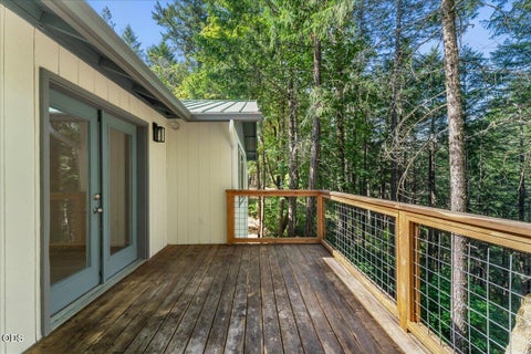 Tiny photo for 1537 Murphy Creek Road, Grants Pass, OR 97527 (MLS # 220222966)