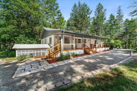 Photo of 1537 Murphy Creek Road, Grants Pass, OR 97527 (MLS # 220222966)