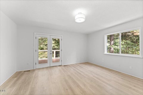 Tiny photo for 1537 Murphy Creek Road, Grants Pass, OR 97527 (MLS # 220222966)