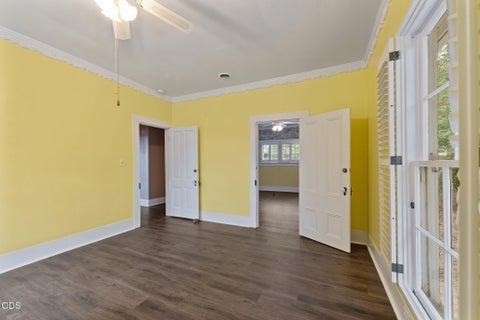 Tiny photo for 540 E California Street, Jacksonville, OR 97530 (MLS # 220227457)